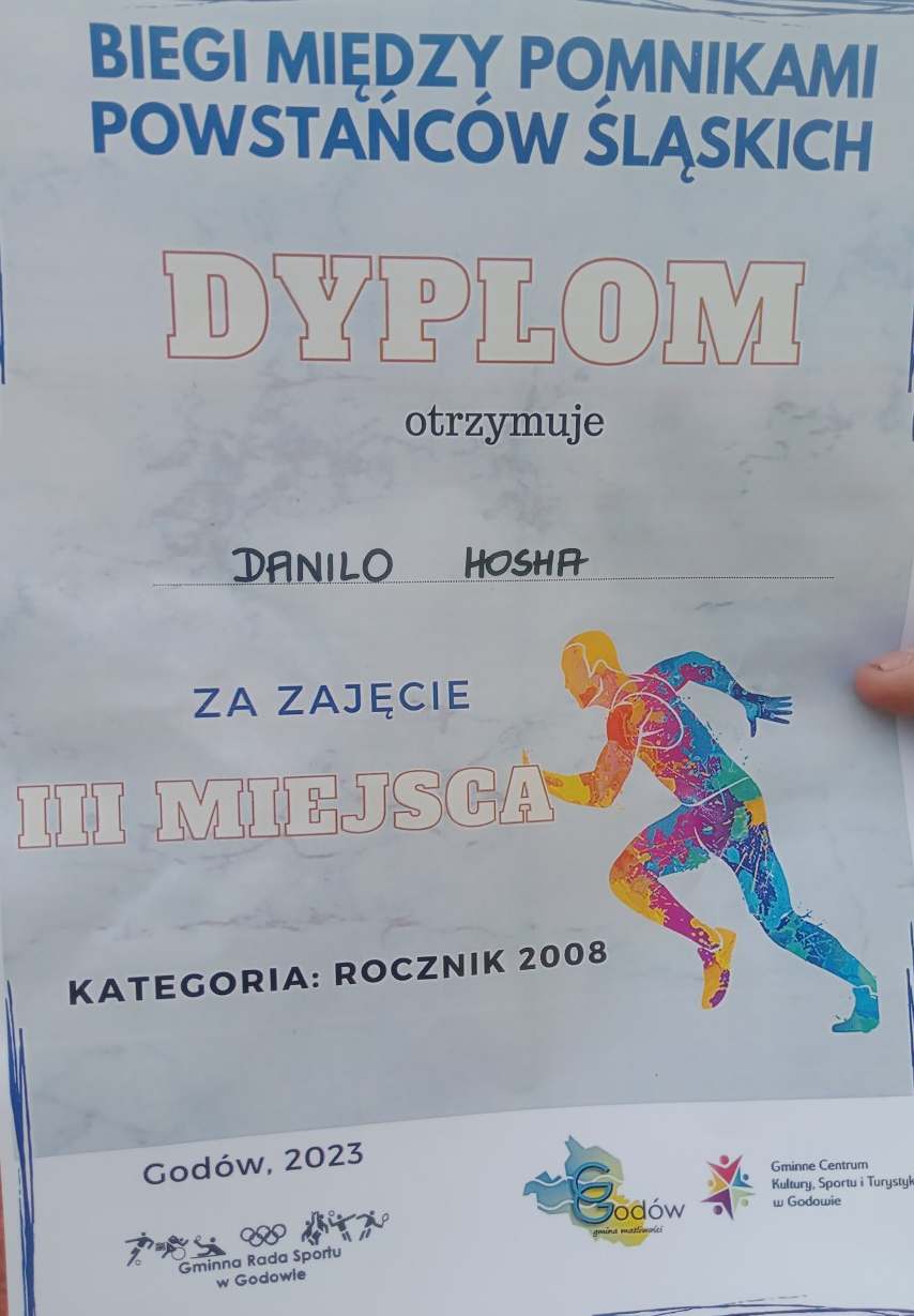 dyplom za III miejsce ucznia w zawodach biegowych