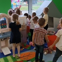 MALI ODKRYWCY  ŚNIADANIE WIELKANOCNE I ZAJĄCZEK (7)