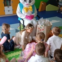 MALI ODKRYWCY  ŚNIADANIE WIELKANOCNE I ZAJĄCZEK (9)