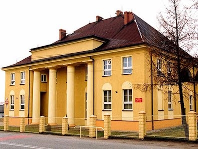 budynek Zespołu Szkolno-Przedszkolnego w Łaziskach